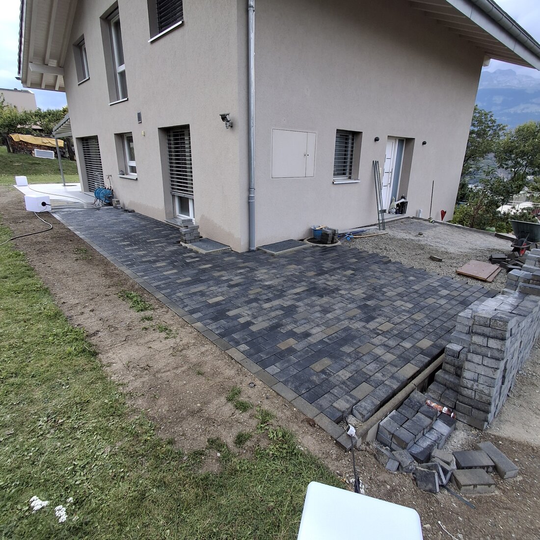 Pavage en pierre naturelle pour terrasse